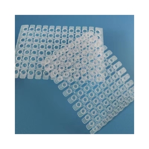 Fournitures de laboratoire de haute qualité plaque de PCR transparente 200ul sans jupe avec tapis de capuchon plat optique segmenté plaque de PCR détachable 96 puits - Product Image 1