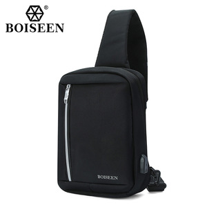 Boiseen Sac de poitrine pour homme, sac bandoulière de grande capacité avec port de chargement USB pour les voyages d'affaires - Product Image 1