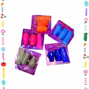 Ensemble de housses de volant en silicone Yi Kailing, universelles, antidérapantes, protection intérieure de la voiture, 3 pièces, housse de levier de vitesses, housse de frein à main - Product Image 1