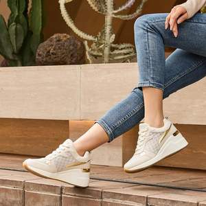 Baskets d'hiver à lacets et à talons compensés pour femmes, légères et faciles à enfiler - Product Image 4