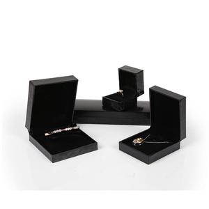 Boîte à bijoux classique pour bagues, sensation tactile stéréoscopique, petite boîte à bijoux, possibilité de personnalisation - Product Image 4