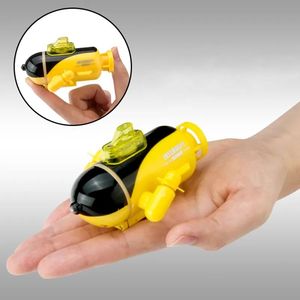 Bateau télécommandé miniature de haute qualité à 4 canaux, jouet pour enfants, modèle de <span class=keywords><strong>sous</strong></span>-<span class=keywords><strong>marin</strong></span> électrique télécommandé <span class=keywords><strong>avec</strong></span> lumières, piles incluses, prêt à l'emploi - Product Image 3