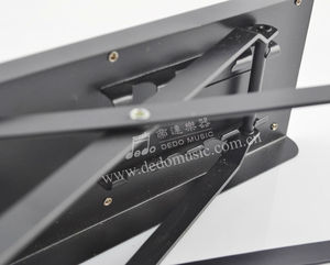 Reposapiés para guitarra Taburete Altura ajustable Reposapiés Estabilidad con tapas de goma D para guitarra clásica - Product Image 5
