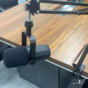 Kit de microphone professionnel Zimhome pour diffusion de podcasts et streaming en direct avec carte son et changeur de voix - Product Image 5