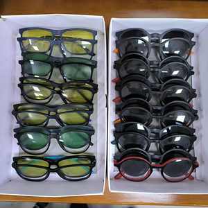 Siêu Giá Rẻ Hỗn Hợp Phong Cách Cổ Phiếu Mới Giải Phóng Mặt Bằng Các Loại Kính Khung Chất Lượng Cao Tr Khung Quang Học Kim Loại Clip Trên Kính Mát - Product Image 5