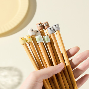 HeDou Cartoon Chopsticks For Kids Round Shape Easy To Hold Household Use One Pair - Product Image 1
