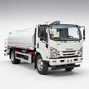 Camión Cisterna de Agua ISUZU con Bomba de Agua Autocebante 4X2 8000L para Obras de Construcción - Product Image 1