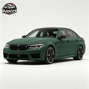 Film de protection de peinture brillant NIKO FILM en vinyle PET personnalisé pour voiture, auto-réparant, en rouleau, PET super mat vert foncé - Product Image 1