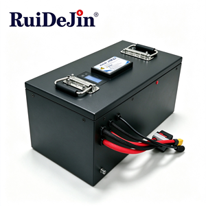 แบตเตอรี่ลิเธียม LiFePO4 ระยะไกล 60V 105Ah สำหรับหุ่นยนต์ลาดตระเวนกลางคืน AMR พร้อมระบบชาร์จ BMS อัจฉริยะ ดีไซน์แบบโมดูลาร์ OEM ขนาดกะทัดรัด - Product Image 6
