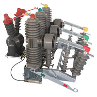 Disjoncteur à vide triphasé monté sur poteau pour extérieur, série ZW32-24, capacité de coupure 25/20 kA, 50/60 Hz, vide nominal
