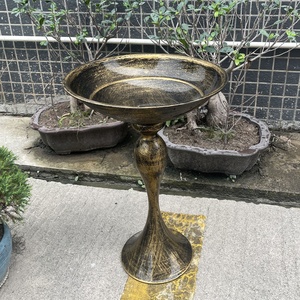 Bahçe çim Yard için Vintage kase ile ayakta serbest duran <span class=keywords><strong>Metal</strong></span> kuş banyosu - Product Image 2