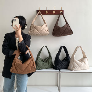 공장 도매 하이 퀄리티 토트백 나일론 핸드백 확장 올리브 그린 토트 백 사용자 정의 퍼 핸드백 - Product Image 2