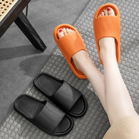 Tongs Antidérapantes Femme, Sandales de Mode à Semelle Souple en EVA, Claquettes d'Intérieur Épaisses à Plateforme pour Maison et Salle de Bain