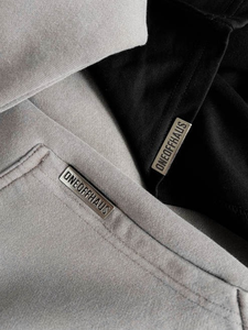 Clip Metálico para <span class=keywords><strong>Camisetas</strong></span> <span class=keywords><strong>con</strong></span> Logotipo Personalizado, Clip de Aleación Grabado <span class=keywords><strong>con</strong></span> Nombre, Clip Metálico Dorado Repujado <span class=keywords><strong>con</strong></span> Logotipo para Bufanda <span class=keywords><strong>con</strong></span> Dientes - Product Image 6