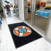 Tapis de bienvenue modulaire en nylon noir avec logo blanc pour l'hôtellerie, antidérapant, anti-poussière et anti-sable, pour usage commercial extérieur et entrée principale
