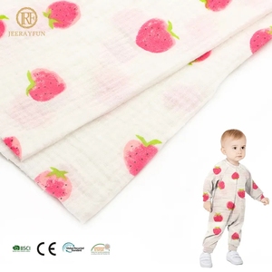Personnalisé <span class=keywords><strong>pas</strong></span> <span class=keywords><strong>cher</strong></span> mignon fraise tissé 100% coton 115gsm doux <span class=keywords><strong>double</strong></span> <span class=keywords><strong>gaze</strong></span> tissu de mousseline pour les vêtements - Product Image 2