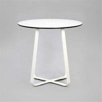Table en plastique protégée contre les UV Table basse compacte étanche en HPL au design moderne pour l'extérieur