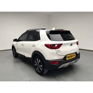 Véhicule d'occasion en promotion : <span class=keywords><strong>Kia</strong></span> <span class=keywords><strong>Stonic</strong></span> <span class=keywords><strong>2018</strong></span>, 1.4L, essence, 5 portes, 5 places, SUV, conduite à gauche, intérieur foncé, automatique - Product Image 4