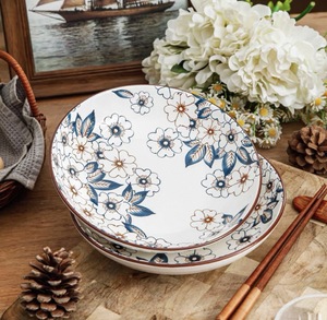Service de vaisselle en céramique <span class=keywords><strong>japonaise</strong></span> pour restaurant, compatible micro-ondes, motif végétal, comprenant bol à riz, bol vapeur et <span class=keywords><strong>assiette</strong></span> combinée - Product Image 4