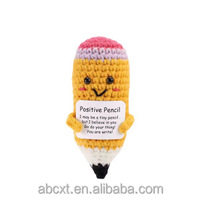 Crayon en crochet émotionnel fait main, motif animaux tricotés, pour l'appréciation des enseignants et les cadeaux de remise de diplôme