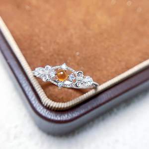 Bague S925 en rubis naturel Fantawild, style rétro français, design ajouré, bague couleur trésor, vente en gros à l'unité - Product Image 2