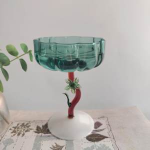 Handmade Petal-Shaped <strong>Martini</strong> <strong>Glass</strong> Goblet Unique Ice Cream Cup for Parties Wine Hot Sale Cocktail <strong>Glass</strong> with Leaf Flower Design - Product Image 5