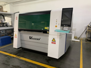 Machine de découpe laser à fibre CNC de petit format 1390 haute précision pour tôles, prix usine - Product Image 6