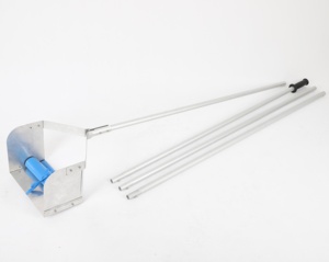 Râteau à <span class=keywords><strong>neige</strong></span> télescopique en aluminium de 6,2 m, pelle à <span class=keywords><strong>neige</strong></span> à 4 sections extensibles pour le déneigement des toits de maison, vente en gros - Product Image 1
