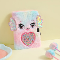 Novedad transfronteriza: Diario infantil de felpa con diseño de dibujos animados, con candado de muñeca adorable estilo pez y bloc de notas de arena movediza con forma de corazón, ideal como regalo.
