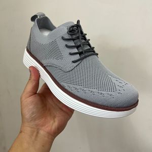 Chaussures et chaussettes de sport décontractées personnalisées pour hommes avec tissu en maille Chaussures décontractées légères à la mode et à la mode - Product Image 6