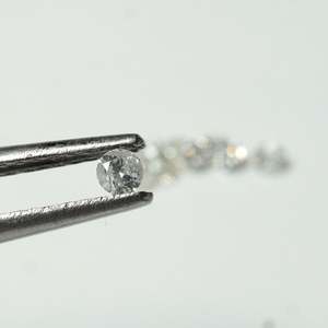 Diamante Natural de Calidad SI, Corte Brillante Redondo de 1.9 MM, Color H, Facetado para Joyería Fina, Certificado - Product Image 1