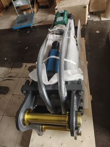 Repuestos Originales del Fabricante Develon Doosan Hyundai para Martillo Hidráulico Silencioso SB100 en Stock - Product Image 2