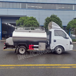 Dongfeng 4X2 <strong>Mini</strong> <strong>Milk</strong> <strong>Tanker</strong> <strong>Truck</strong> Small 2m&sup3; <strong>Milk</strong> Loading <strong>Truck</strong> 2000L <strong>Milk</strong> Transportation <strong>Truck</strong> for Sale - Product Image 4