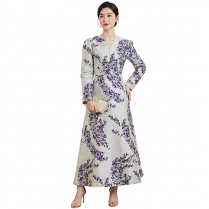 Vestido de Noche Largo de Gasa de Lujo para Mujer, Estilo Vintage con Estampado Floral, Corte en A, Cintura Natural, Cuello en V y Manga Larga para Otoño - Product Image 1