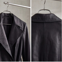 Damen Schwarzer Echter Schafsleder-Trenchcoat, Langer Doppelreihiger Mantel mit Gürtel für das Büro