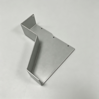 Support en tôle découpé au laser sur mesure à angles multiples, avec trous pré-percés, pour angles complexes – Pièces de fabrication OEM en tôle