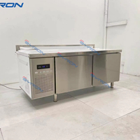 Table de travail commerciale en acier inoxydable avec équipement de réfrigération, réfrigérateur pour bar à salades, congélateur sous comptoir