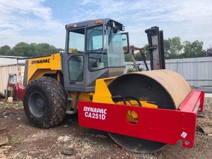 รถบดถนนแบบสั่นสะเทือน CA251D จากสวีเดนไดนาแพค90% คุณภาพใหม่กะทัดรัดพื้นผิวถนนอย่างมีประสิทธิภาพ - Product Image 5