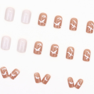 W826 2025 Europe et Amérique Carré blanc Mouette Mode Simple Douce Jeune Fille Polyvalent pour Usage Quotidien Mignon Nail Tips - Product Image 3