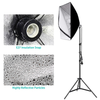 Équipement photographique avec Table Photo 60x100cm et 3 boîtes à lumière souples pour la prise de vue de nature morte en Studio Photo