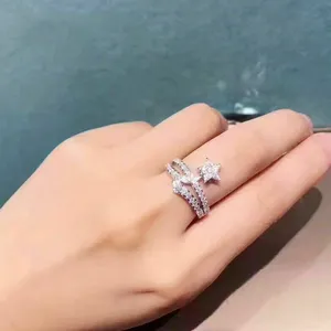 Anello di fidanzamento da donna in stile europeo con micro intarsi a forma di stella a cinque punte, creativo e fresco - Product Image 6