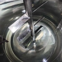 Cuve de mélange mobile électrique en acier inoxydable de 500 L avec agitateur à pales pour la production de liquides cosmétiques, détergents et aliments (haute performance)