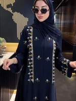 Robe élégante noire pour femme, taille plus, avec broderie de couronne de fleurs, cardigan