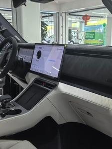 Xe Rox Auto 2026 Rox 01 Adamas 2026 phiên bản Off-Road Master 2026 màu đen, SUV 7 chỗ, hybrid, Pestone UAE Rocks 01 <span class=keywords><strong>2025</strong></span> - Product Image 6