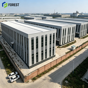 Bâtiment industriel en acier résistant aux intempéries, atelier de production modulaire, entrepôt de fret robuste, structure de dépôt - Product Image 1