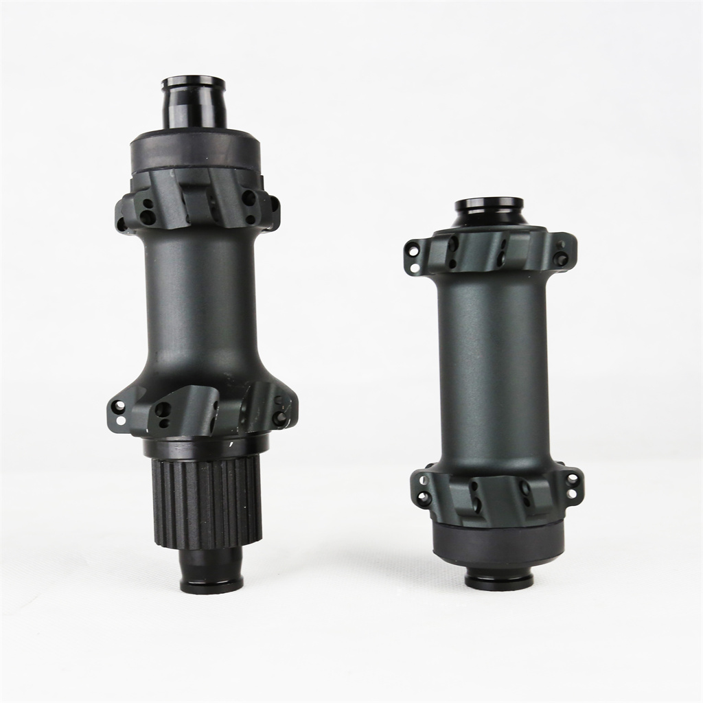 Hub Arrière Shimano MT-15 – 9 Vitesses, 28 Trous, Frein Center Lock, Noir