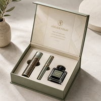 Boîte magnétique rigide haut de gamme personnalisée avec revêtement UV et lamination mate pour ensemble de stylos plume, doublure en éponge, étui en papier gaufré