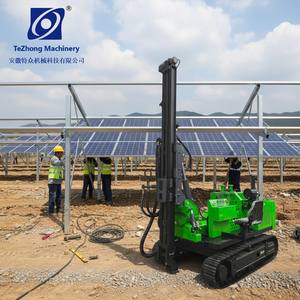 Pileuse solaire robuste sur chenilles, machine de piquage hydraulique pour sols denses et terrains rocheux en projets solaires - Product Image 1