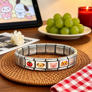 Pulsera de Charms Italiana de Acero Inoxidable con Baño de Platino, con Diseños de Perros, Gatos, Frutas, Emojis Divertidos, Regalo Personalizado de Moda DIY - Product Image 1