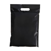 Sacs personnalisés OEM en polyéthylène recyclable, mat, beige, imperméables, épaisseur 0,06 mm, pour chaussures, chaussettes en fourrure, vêtements, avec fermeture auto-adhésive